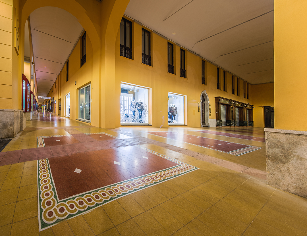 "Transformez vos espaces avec des carreaux grand format pour un effet moderne et épuré. Chez Affyn à La Boissière-du-Doré, nos carreleurs maîtrisent la pose de ces carreaux pour un rendu esthétique et durable."
