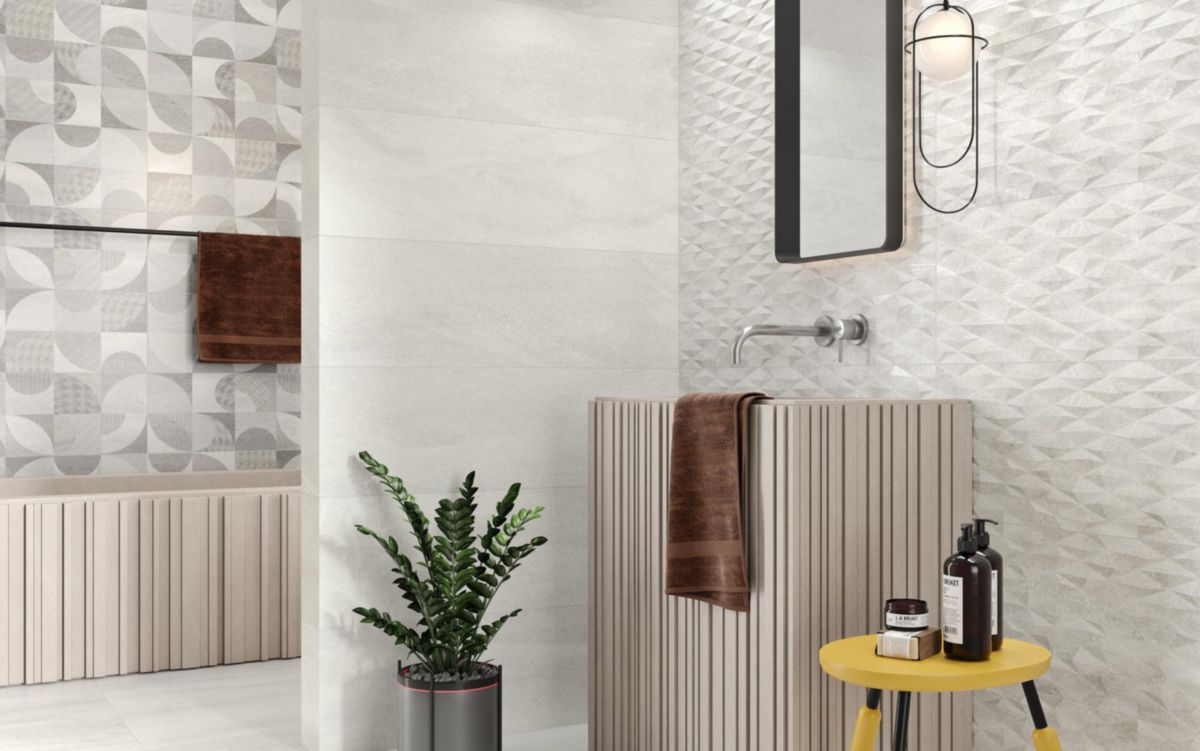 "Apportez une touche unique à vos espaces avec le carrelage décoratif et personnalisé d'Affyn à Cheix-en-Retz. Nos carreleurs experts réalisent des créations sur mesure pour sublimer votre intérieur avec style."