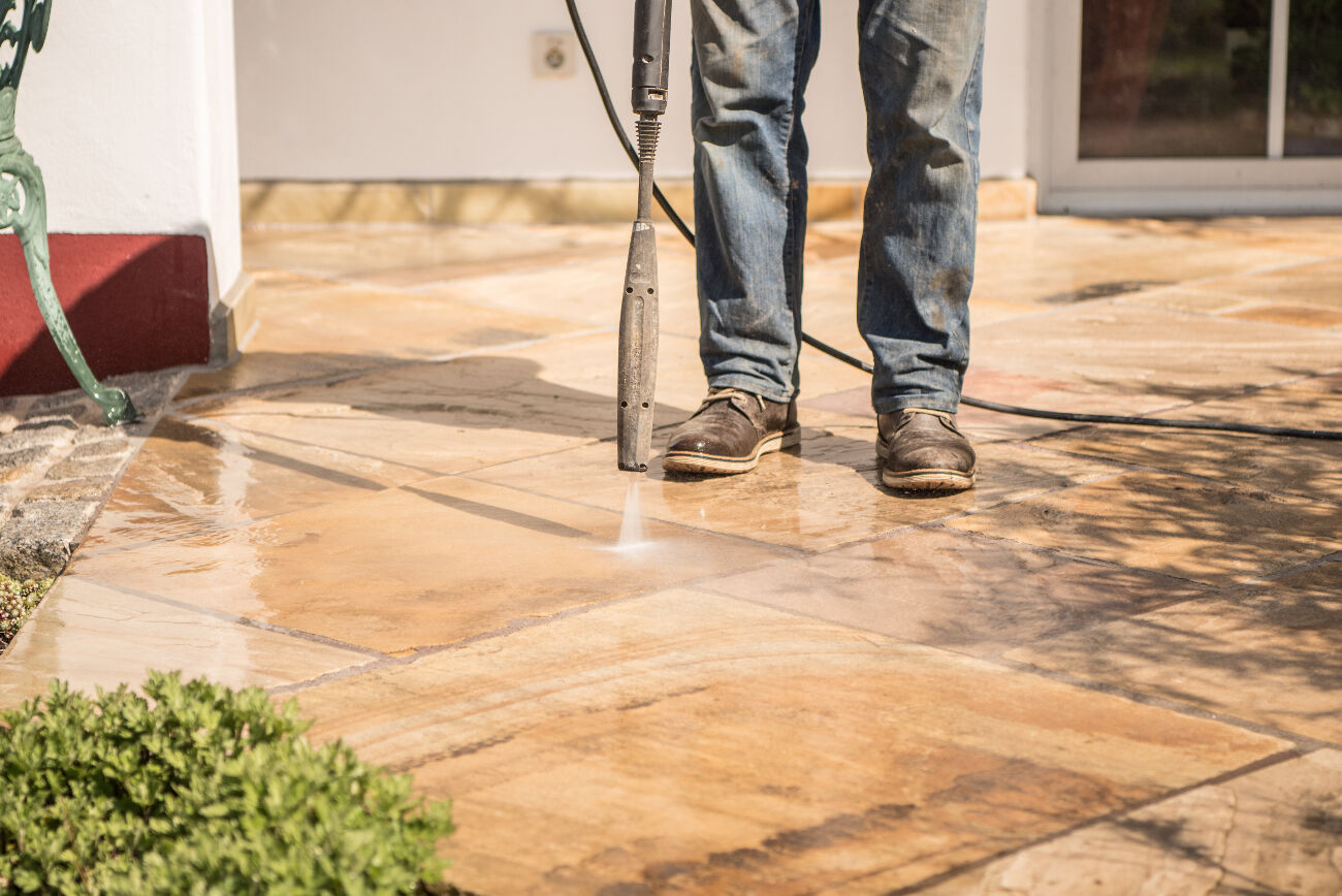  "Préservez la beauté de vos surfaces grâce à un entretien régulier avec les conseils d’Affyn à Cheix-en-Retz. Nos carreleurs experts vous accompagnent pour garantir la durabilité et l’éclat de vos revêtements."
