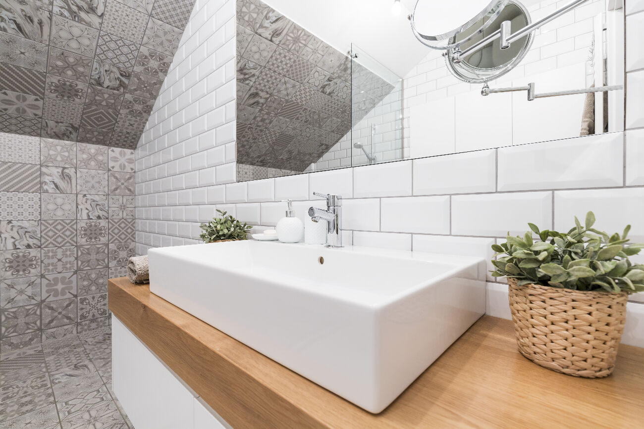 "Transformez vos espaces professionnels à La Chapelle-Heulin avec les solutions de carrelage d'Affyn : robustesse, esthétique et praticité réunies pour sublimer vos locaux. Découvrez notre large gamme adaptée à tous vos besoins professionnels."
